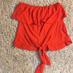 Tie waist ruffled tube top